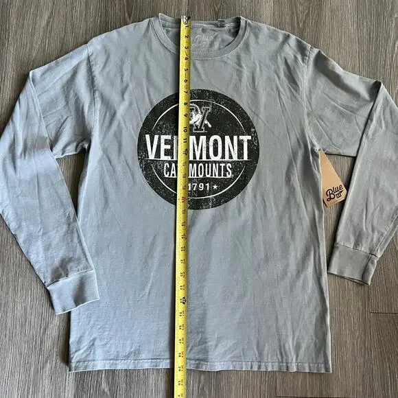 NWT Vermont Catamounts Long Sleeved T-Shirt Size M - Picture 3 of 6